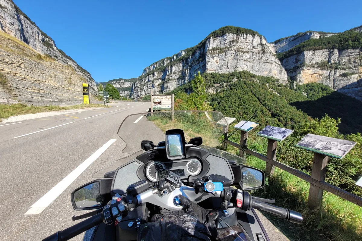 A kategóriás motorkerékpáros képzés Európában