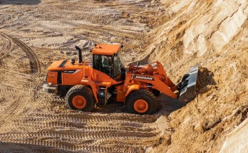 Emelő- és rakodógép-kezelői képzés – Modern Mobil Group