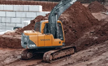 Földmunkagép-kezelői képzés – Modern Mobil Group