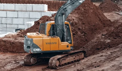 Földmunkagép-kezelői képzés – Modern Mobil Group