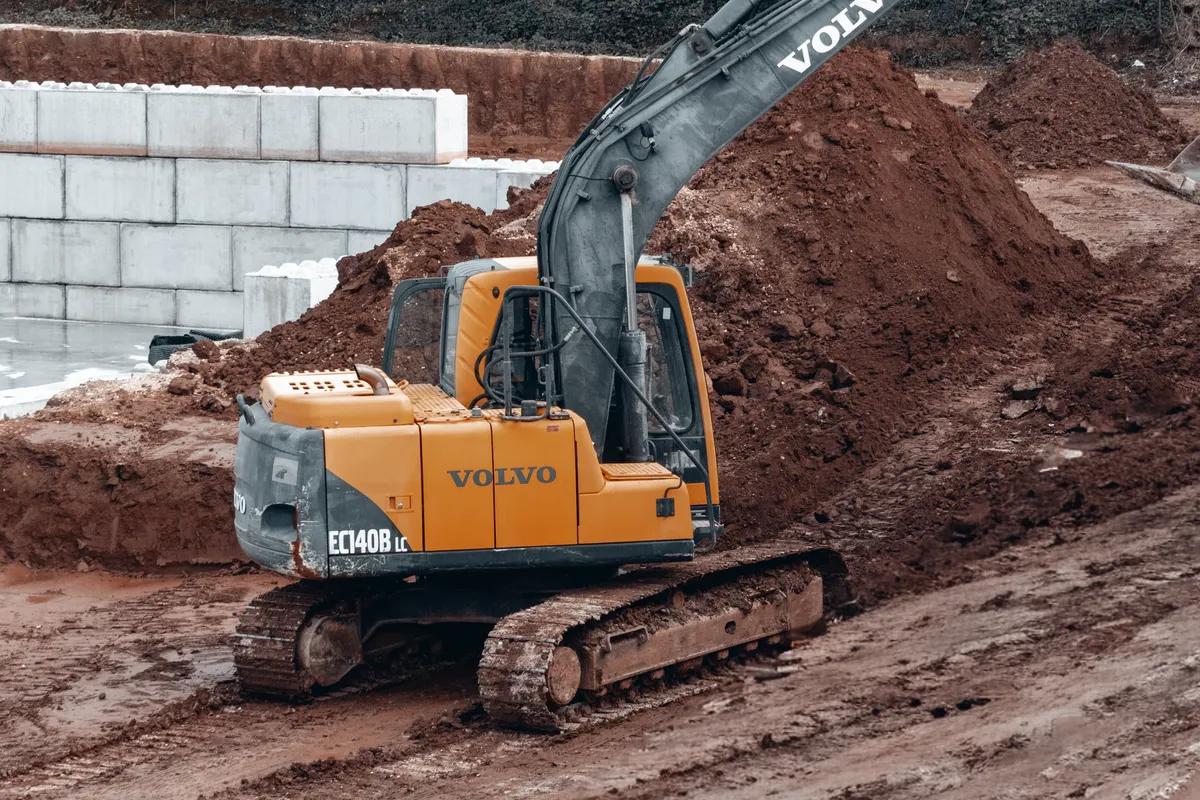 Földmunkagép exkavátor kezelői képzés – Modern Mobil Group